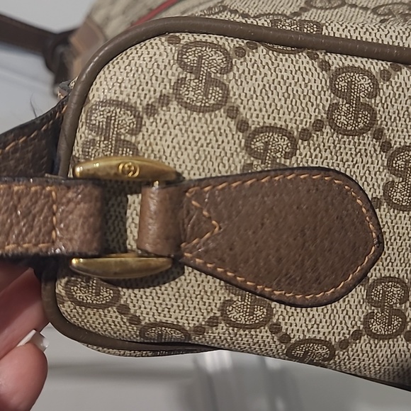 Gucci Accessory Collection GG Monogram Sherry Line  Crossbody - Picture 8 of 15